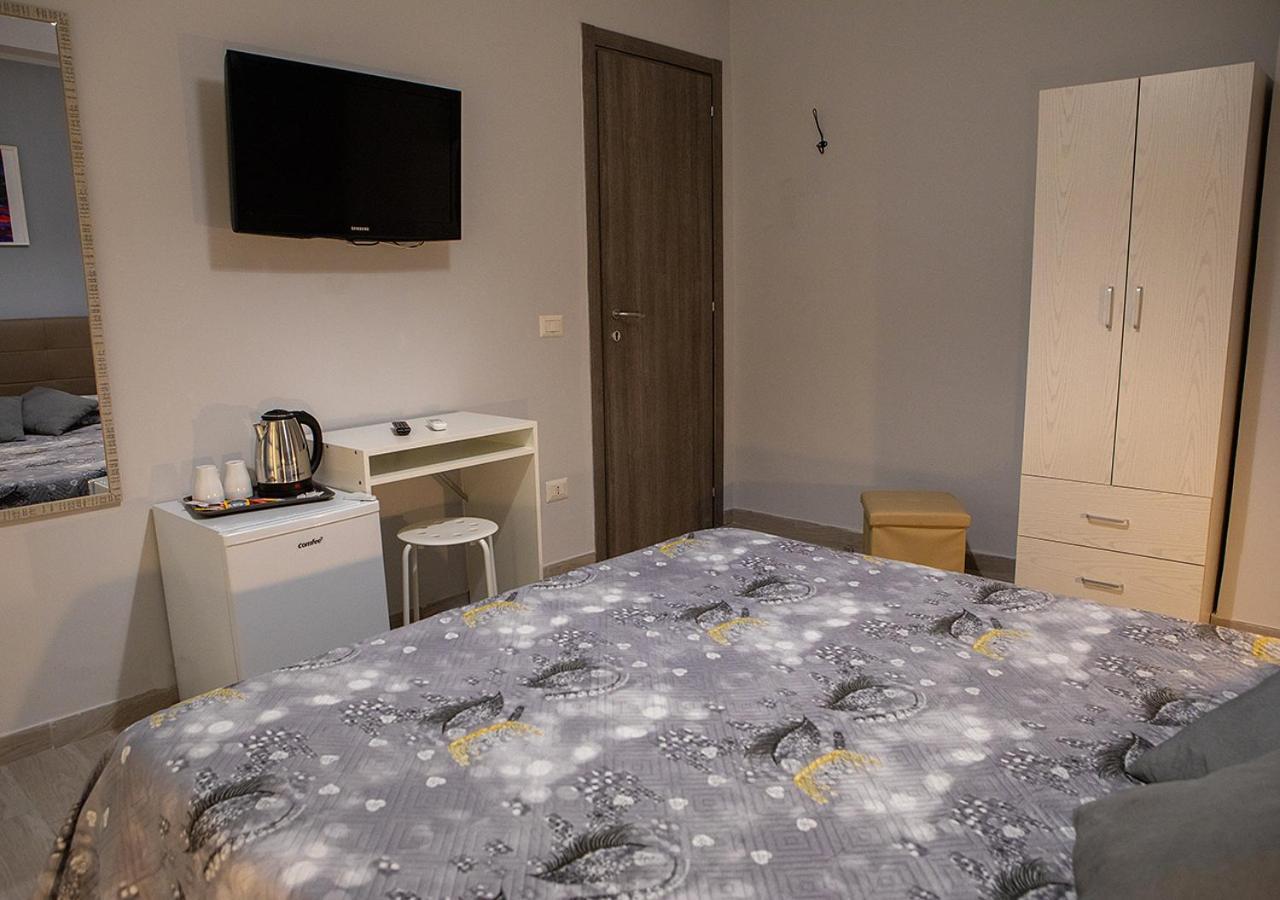Zuroli Suite Naples Exterior photo